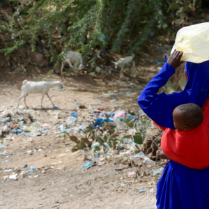 Woman and child in Hargeisa Refugee Camp, where SOFHA work on ending female genital cutting